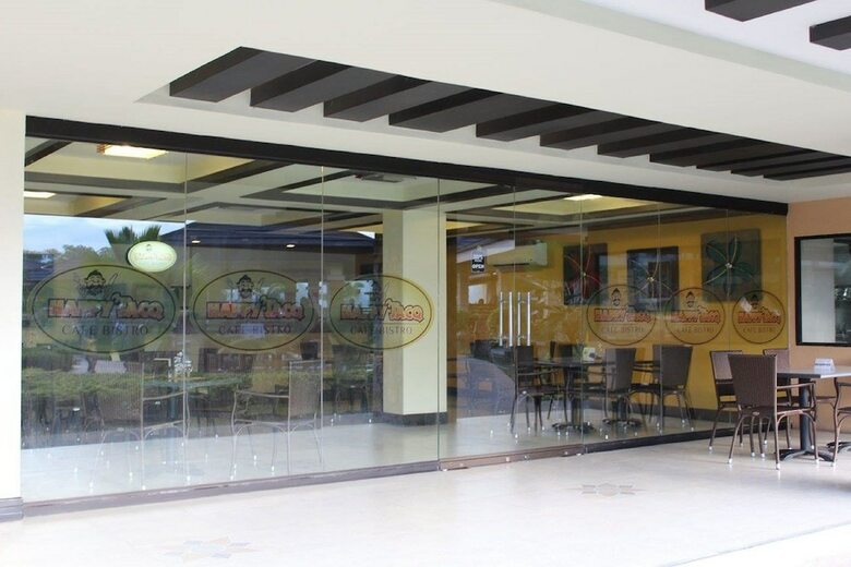 Hotel Cebu Westown Lagoon- South Wing
