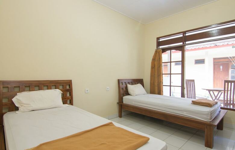 Hotel Pondok Nuri Homestay