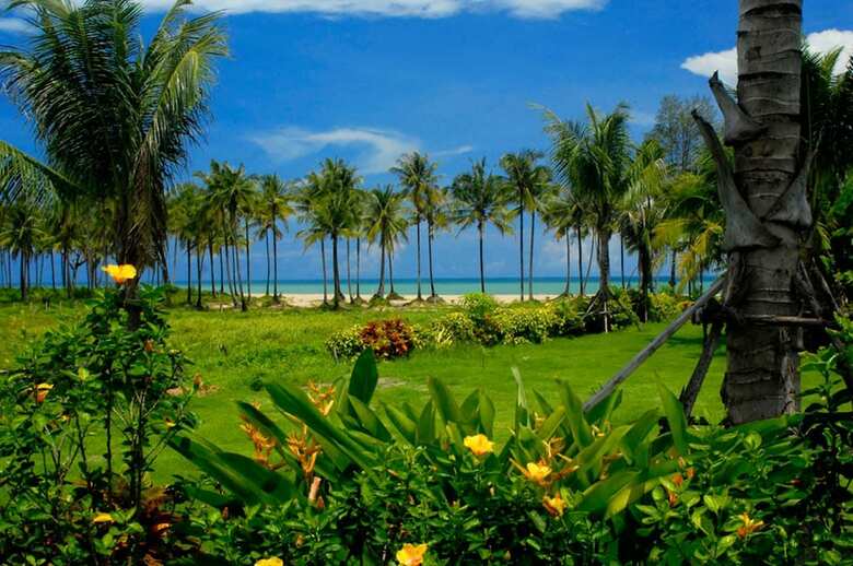 Hotel Andamania Beach Resort