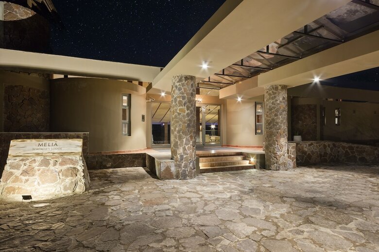 Hotel Melia Serengeti Lodge