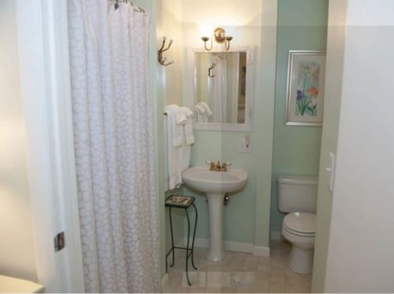 Cranberry Manor Bed And Breakfast Cape Cod