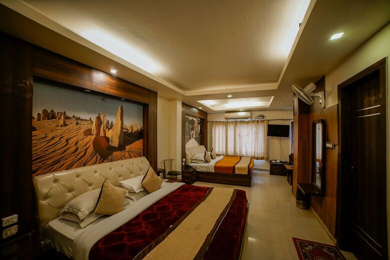 Hotel Rajpur Heights