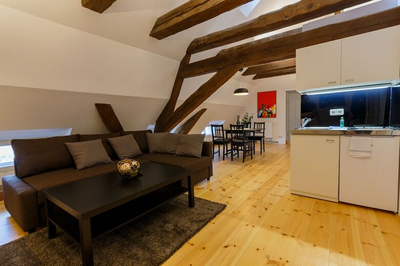Hostal Historische Saftfabrik Lendelhaus