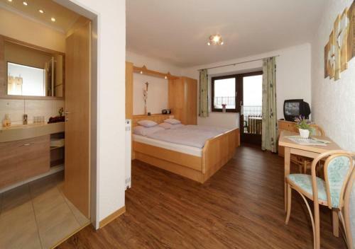Hostal Erlebnishof Reiner
