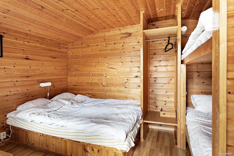 First Camp M�lle