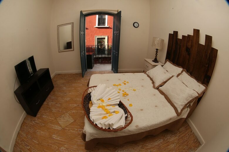 Hotel Hostel Punto 72