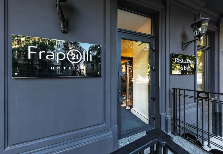 Hotel Frapolli 21