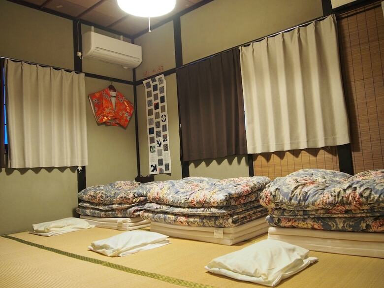 Hostal Kakure-yado Yuji-inn - Hostel