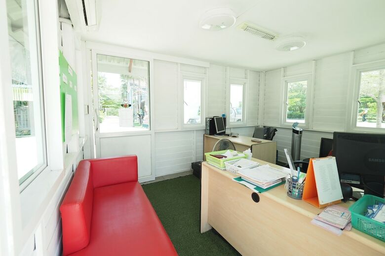 Hotel Baan Suan Resort Juree Punsuk