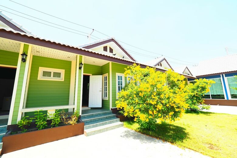 Hotel Baan Suan Resort Juree Punsuk