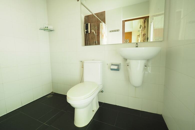 Hotel Baan Suan Resort Juree Punsuk