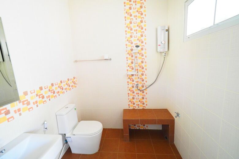 Hotel Baan Suan Resort Juree Punsuk