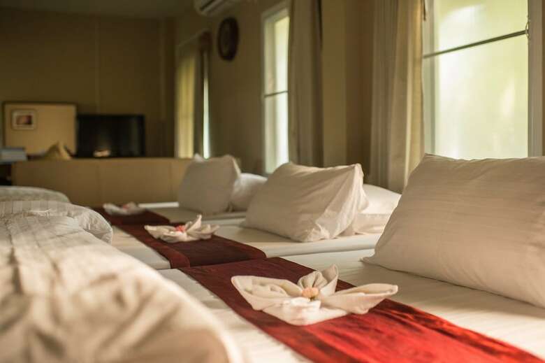 Hotel Baan Sanfan Amphawa