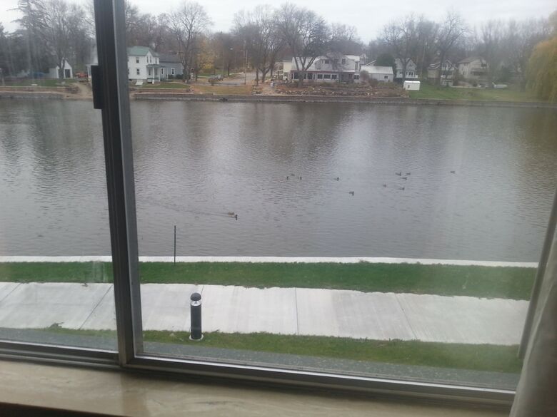 Hotel Riverwalk Inn & Suites
