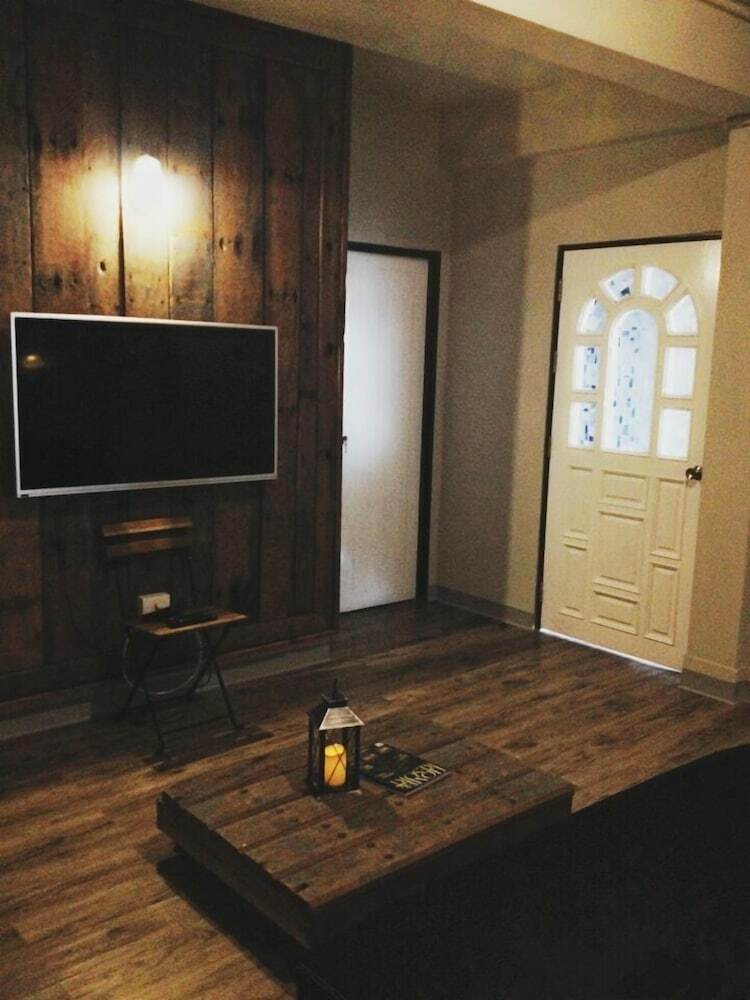 Hostal Sattahiptale Boutique Guest House & Hostel