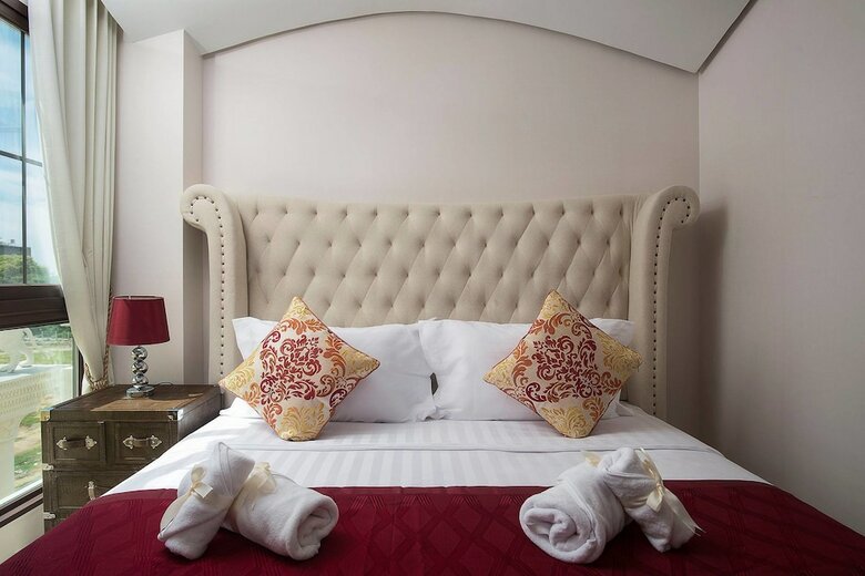 Hotel The Symphony Suites Pattaya