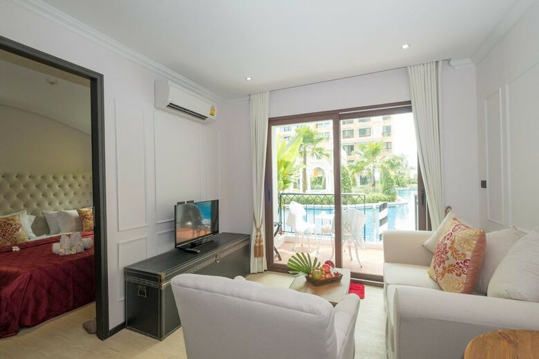 Hotel The Symphony Suites Pattaya