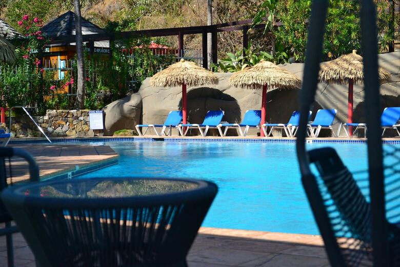 Hotel Emerald Beach Resort