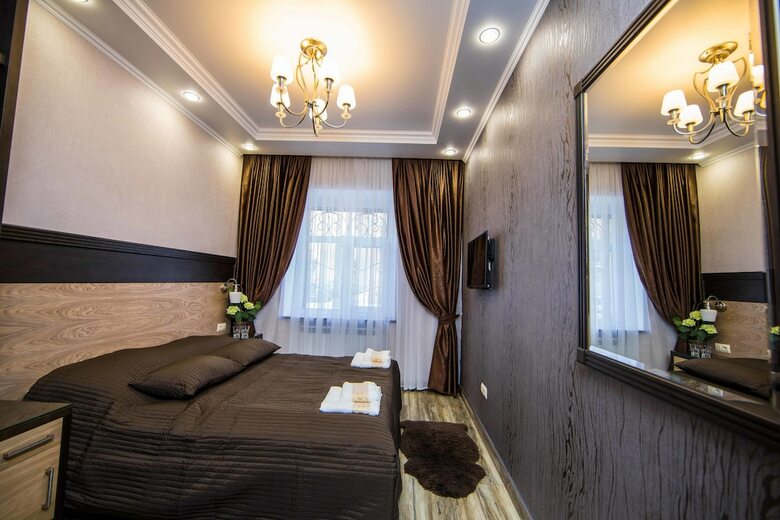 Hotel Era On Tsimbalina