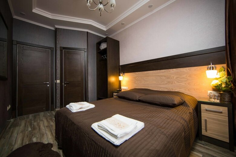 Hotel Era On Tsimbalina