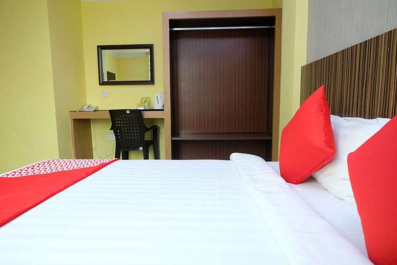 Oyo 558 Rayyan Soffea Hotel