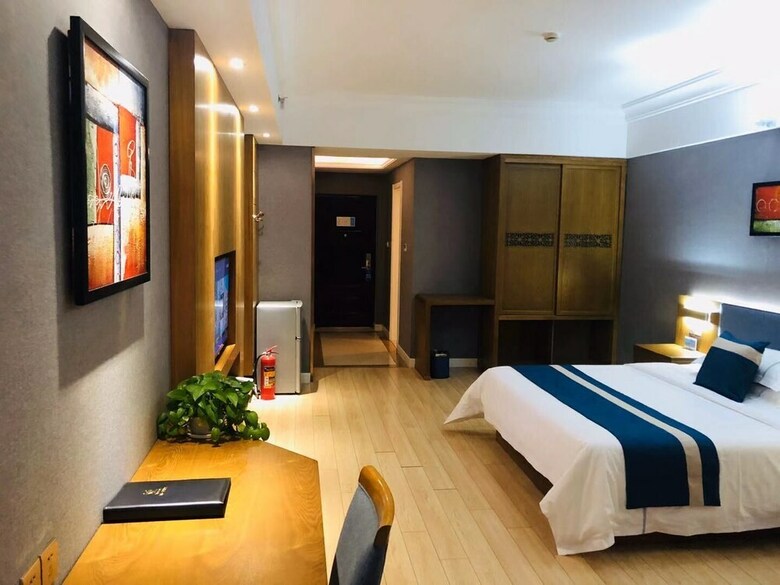 Qingdao Haiyue Home Resort Hotel