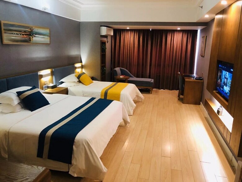 Qingdao Haiyue Home Resort Hotel