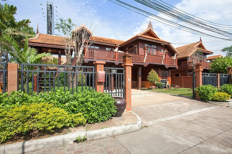 Villa Baan Thai Lanna Pattaya