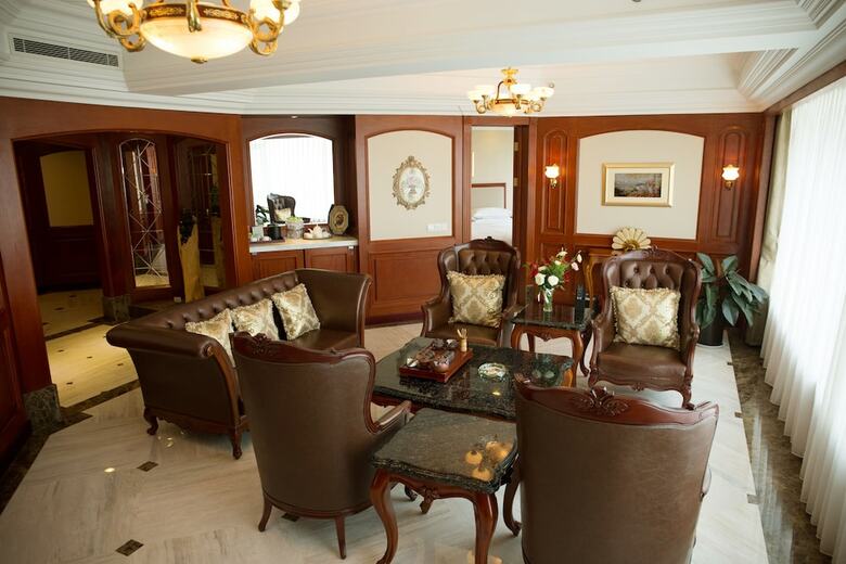 Enrichee Gloria Plaza Hotel Qingdao