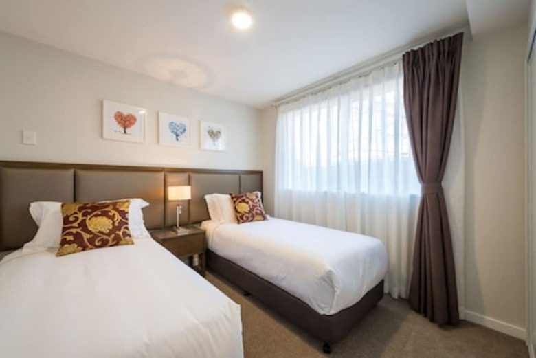 Golden Star Motel