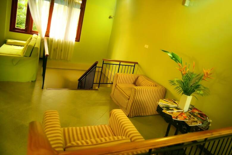 Hotel Tropical Retreat