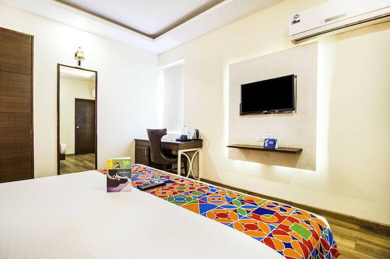Fabhotel Royal Plaza Zirakpur