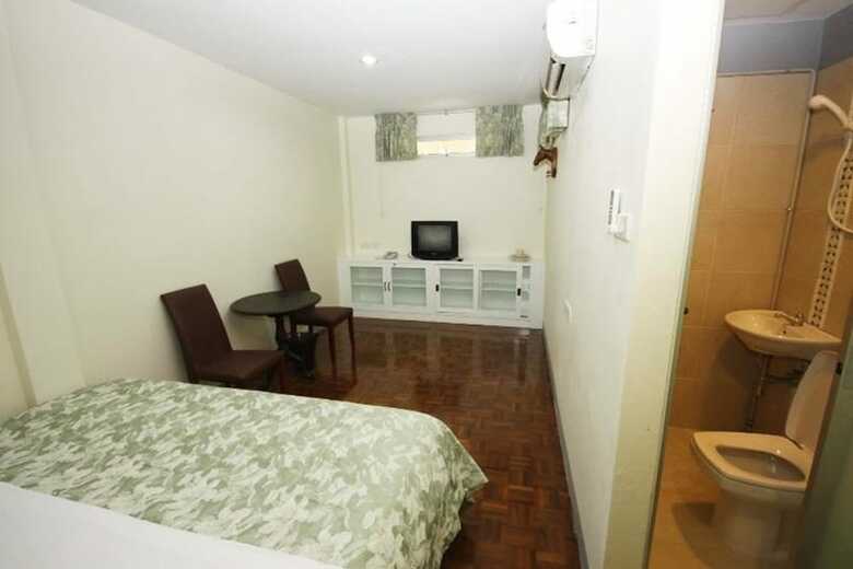 Hostal Nine Place Bts Ekamai ? Hostel