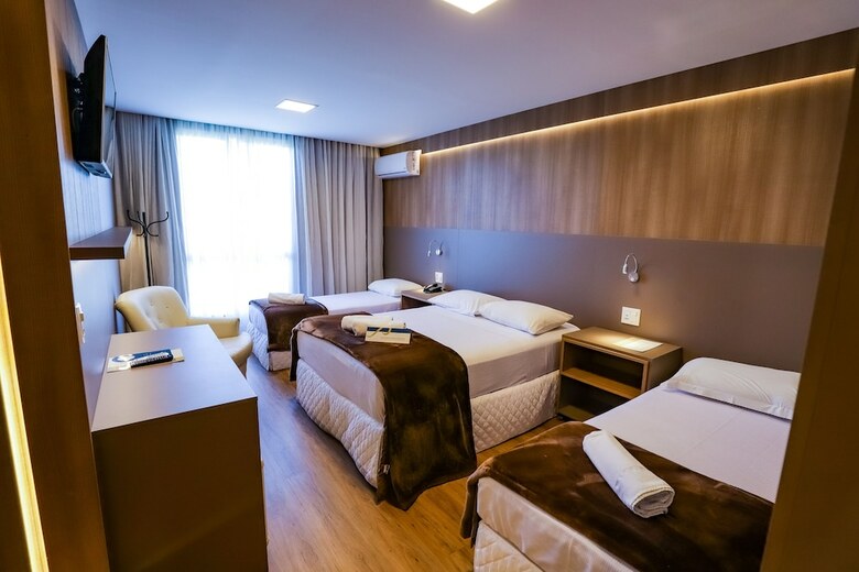 Sky Valle Hotel