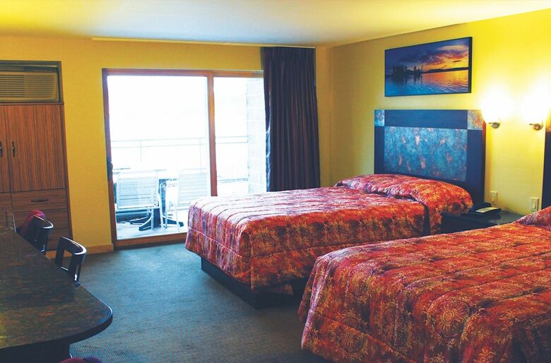 Hotel Surfside On The Lake