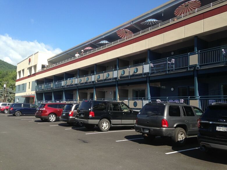 Hotel Surfside On The Lake