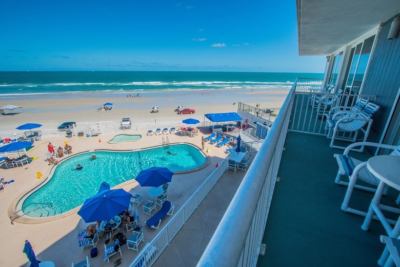 Sea Club IV