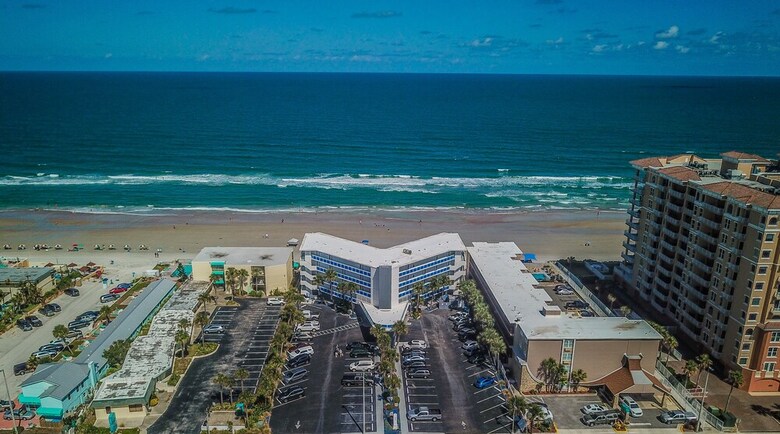 Sea Club IV