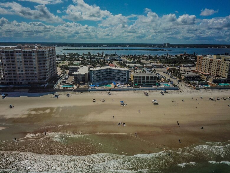 Sea Club IV