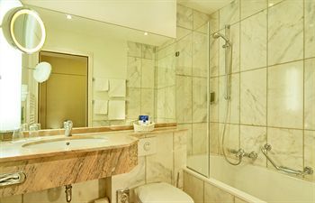 Alm- & Wellnesshotel Alpenhof