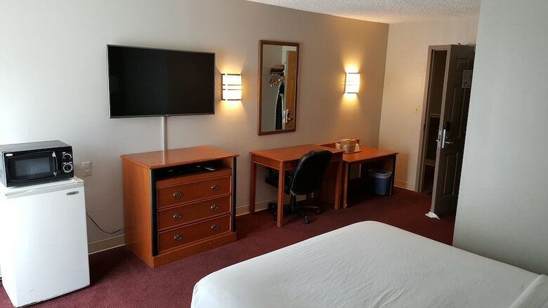 Motel Crystal Inn Neptune