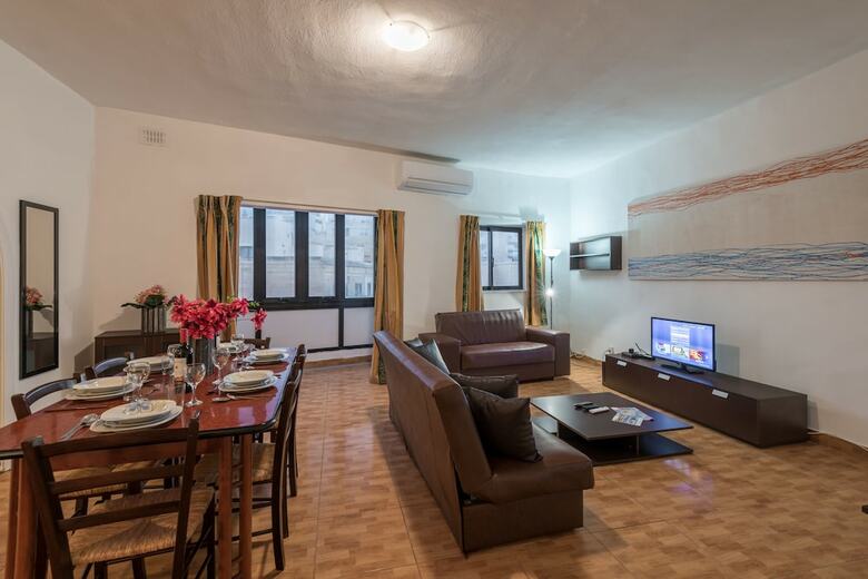 Fleur 3 Bedroom Apartment Sliema