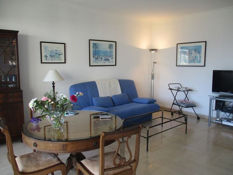 Apartamento Azur Best Hoursing