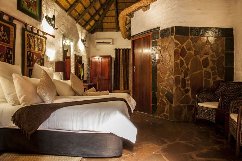 Hotel Kedar Heritage Lodge, Conference Centre & Spa