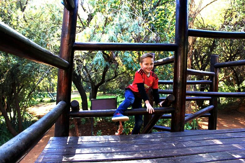 Hotel Kedar Heritage Lodge, Conference Centre & Spa