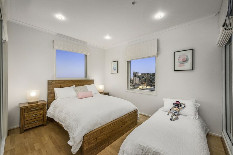 Apartamentos 3 Bedroom Inner City Penthouse