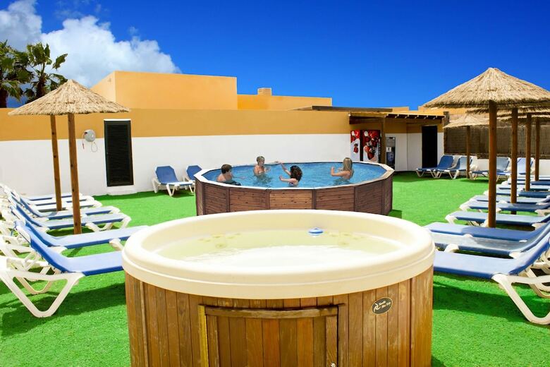 Gbh Hostel Volcanic Beach