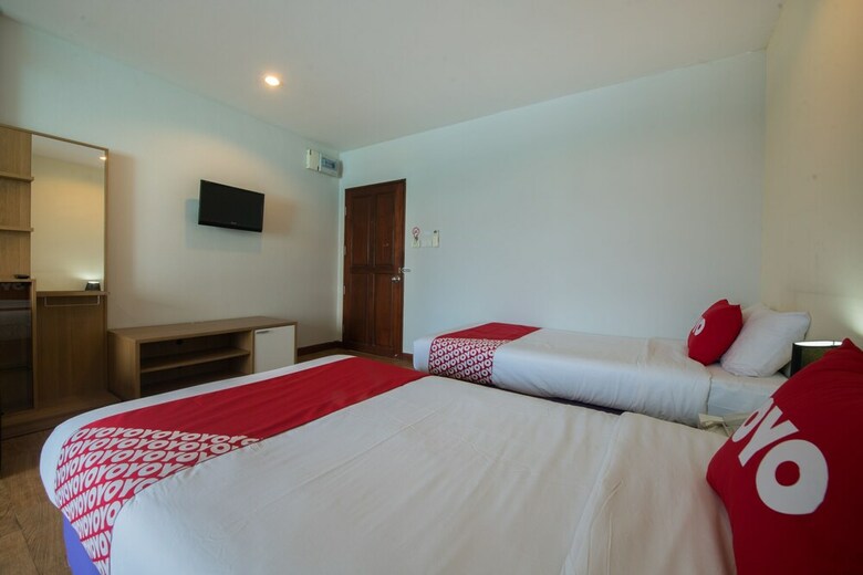 Hotel Oyo 371 Sea Breeze Residence