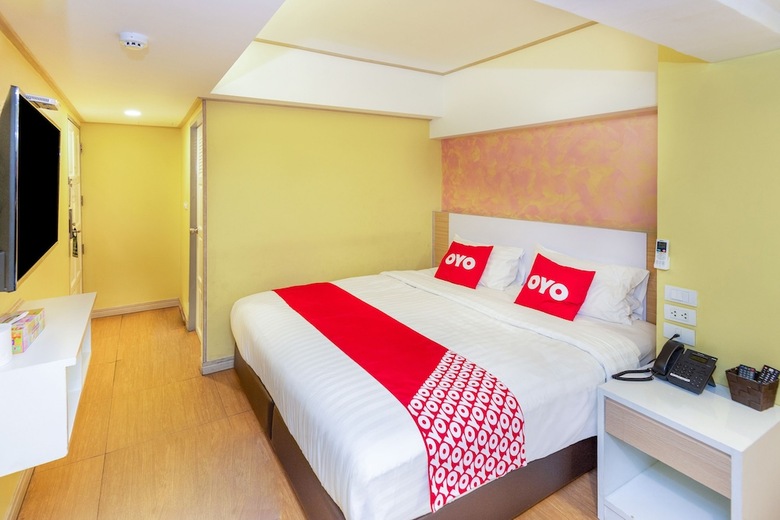 Hotel Oyo 298 El Majestic
