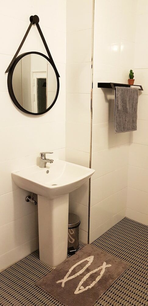 Hostal Guesthouse Enoch - Hostel